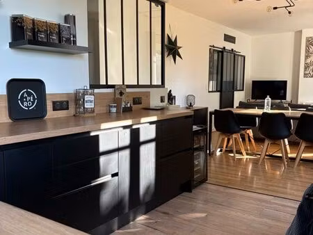 appartement rénové 99m2 - balcon  parking  cave