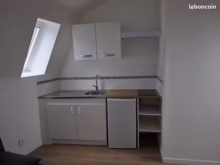 location studio laon ville haute