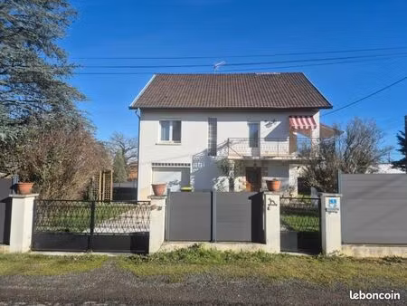 maison t7 de 160 m² sur terrain 1339 m²