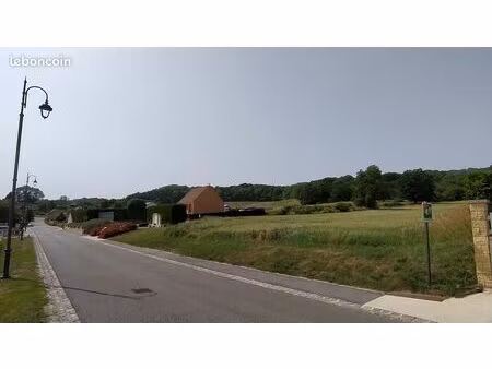 terrain à bâtir de 940 m2 à neuville sur ailette - proche center parc