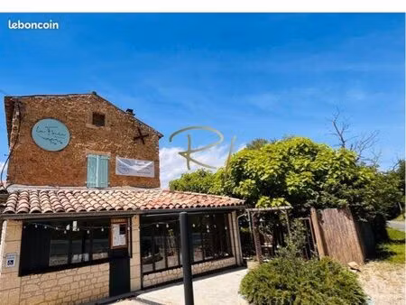 restaurant / mas a vendre murs et fonds