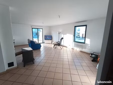 à louer – maison 140 m² – le chesne