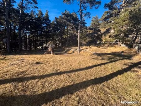magnifique terrain à bâtir à la moulière