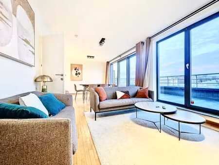 bel appartement meuble - 2 chambres + terrasse