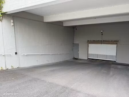 à la vente place de parking en sous sol quartier remicourt