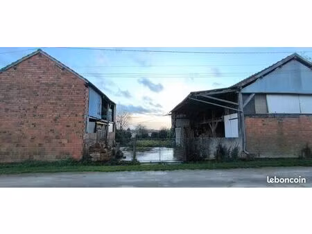 grange pour stockage ou à rénover