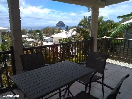 maison f2 vue rocher à 300m de la plage