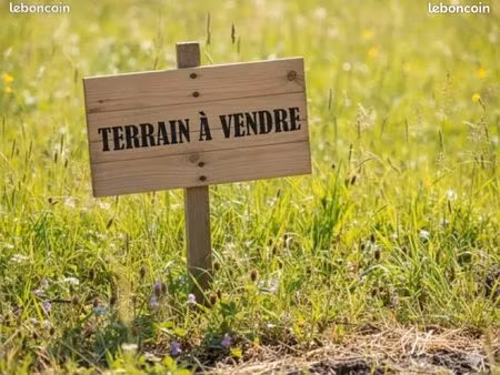 cherche terrain 10 kms alentours saint jean delnous