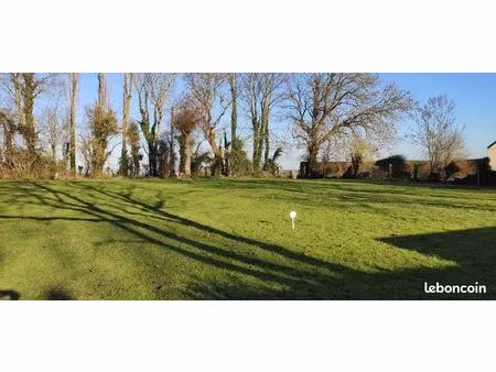 très beau terrain constructible de 1249 m² - sainte croix sur mer