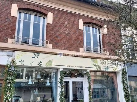 immeuble 9 pièces 271 m²