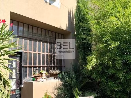 immeuble 5 pièces 130 m²