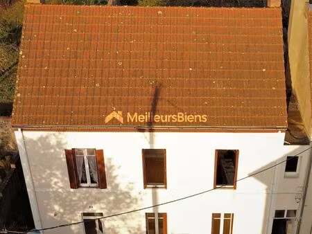 immeuble 9 pièces 110 m²