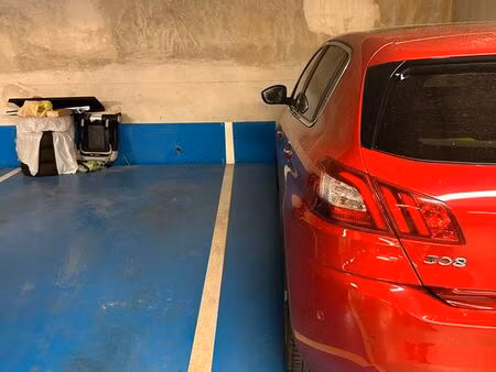 parking souterrain sécurisé-150 m gare sncf métro ligne 15