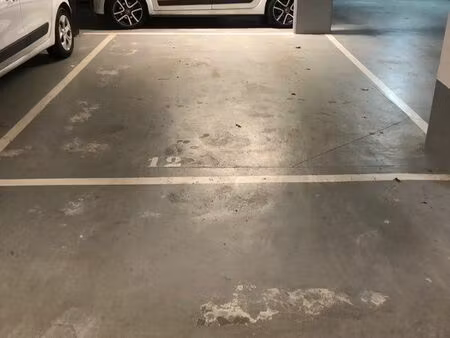 place de parking à louer pont de bry