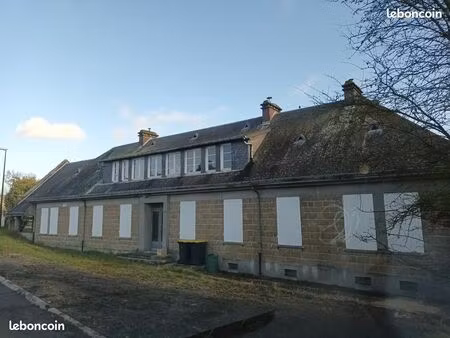 maison avec corps de ferme sur terrain