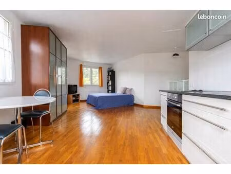 studio la-ville-du-bois | 32m² | 129 000