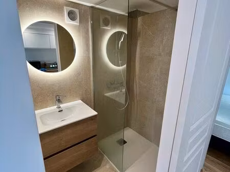 appartement 2 pièces - vue mer - 33m2 refait à neuf