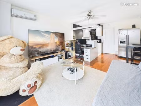 studio 1 pièce 29 m²