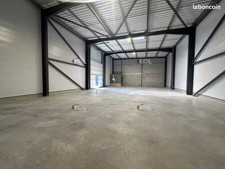 local d'activité 278 m²