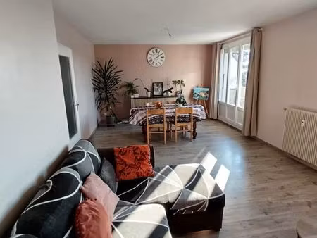 appartement t3 73 58 m² avec balcon  garage et vue dégagée – saint-vit centre  proche comm