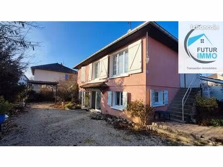 maison 6 pièces 115 m²