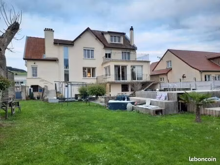 maison individuelle blagny 272m²