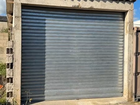 à louer – local 30 m² – baléone (proximité station promocash / ajaccio béton)