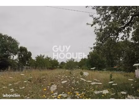 terrain saint pierre de l isle