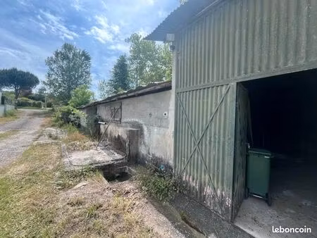 immeuble 240 m² branne