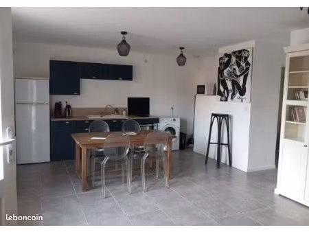appartement t2 château