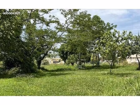 terrain 989 m² grignols