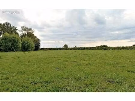 terrain 3 851 m² jonzac