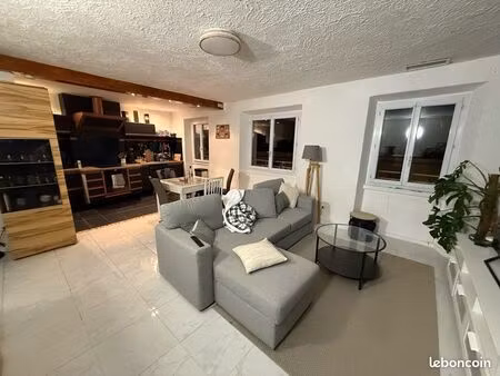 appartement maison de village