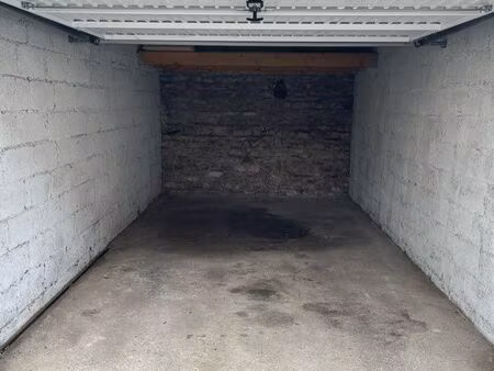 garage secteur wilson/drevon