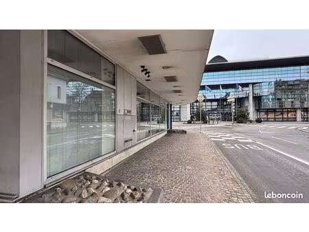 locaux 576 m² - montbeliard centre