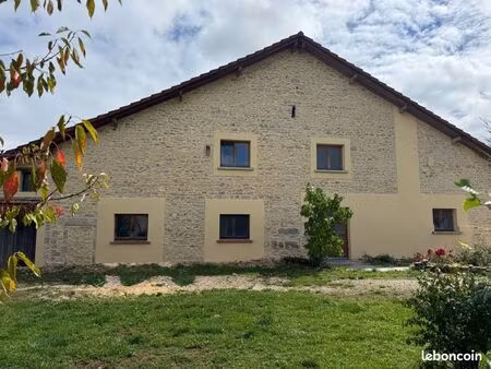 ancienne ferme rénovée