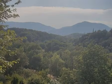 immeuble 5 appartements / extérieurs / parkings