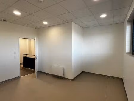 garage et bureau professionnels à louer – le bélieu za du bas de la chaux