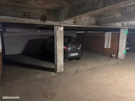 parking place dupuy 19000