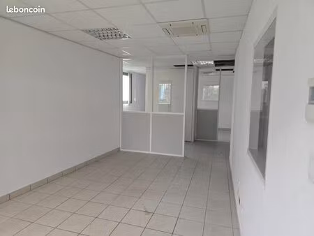 bureaux 237 m²