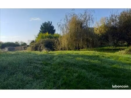 terrain 1 086 m² labastide clermont