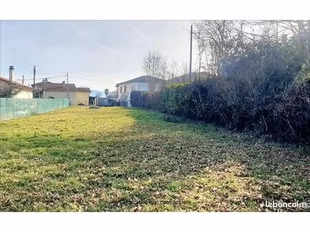terrain 1 438 m² montrejeau