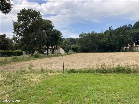 terrain 2 337 m² beauchalot