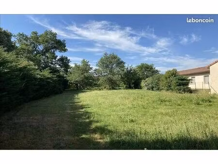 terrain 1 350 m² grepiac