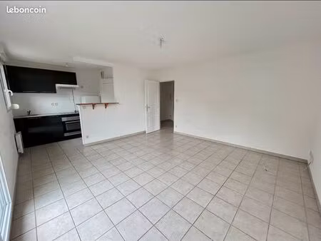 appartement t2bis 55 76m²