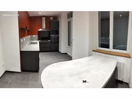 apartment a loué 70 m² 2 pièce