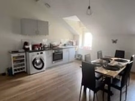 lgt t2 62m2 dans petit immeuble de 4 lgts