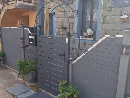 en rdc de maisson de village apar de 55m2