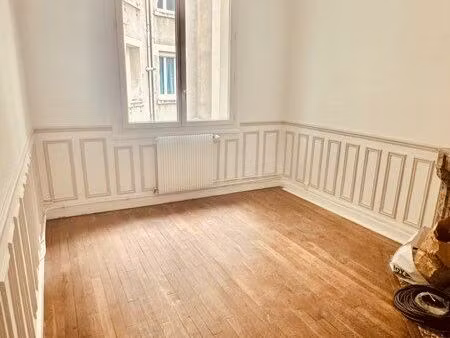 type 1 bis rue de l écu