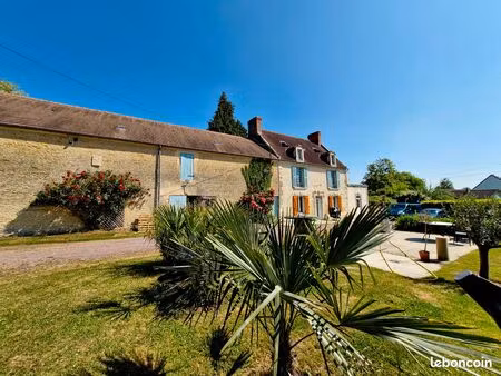 maison en pierre ancien corps de ferme